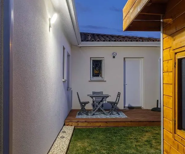 Pensjonat Nathalie Et Sebastien La Brede